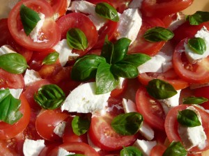 Ensalada de Tomates, Mozzarella y Albahaca